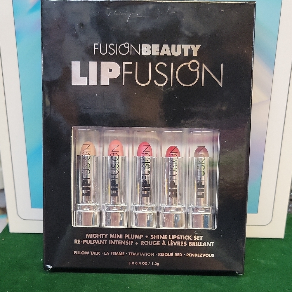 Lip Fusion Mighty Mini Plump + Shine Lipstick Set of 5 New